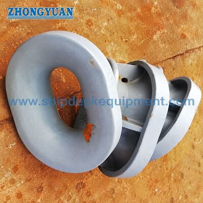 Bulwark-Mounted Closed Chock for Ship Mooring and Towing | ISO 13729 Type B Cast Steel Rope Guide